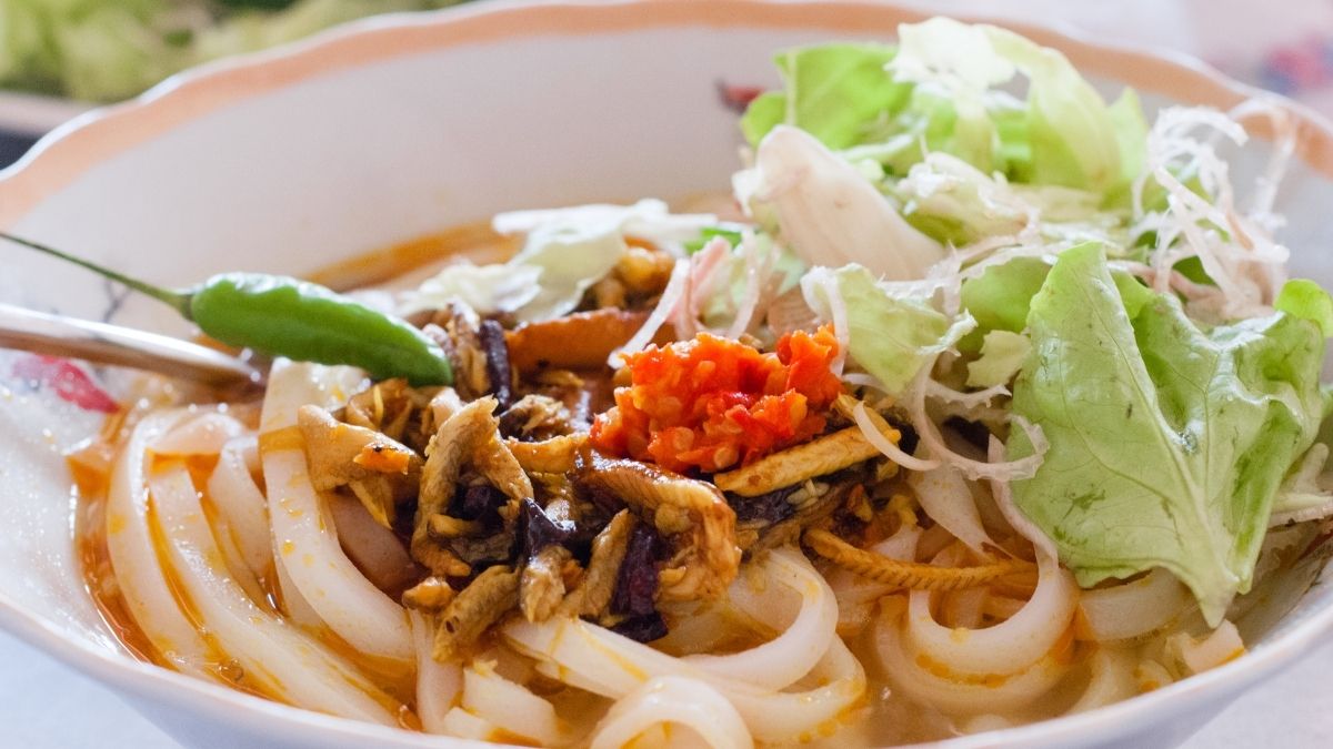 Quang Noodles (Mì Quảng)